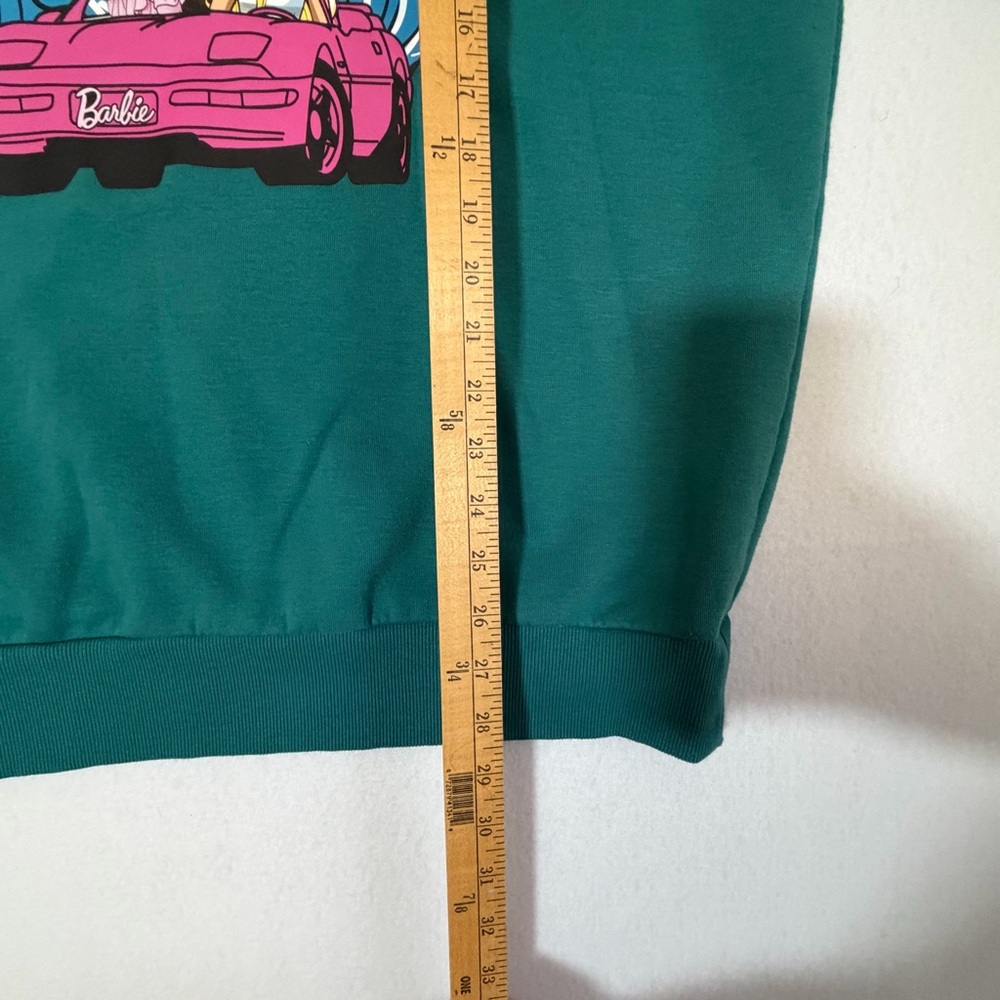 Malibu Barbie and Friend Crewneck Sweatshirt - Picture 10 of 11